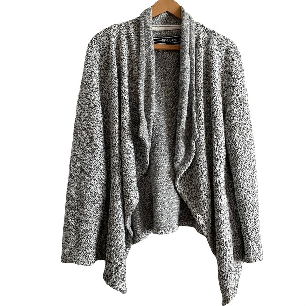 BNCI by Blanc Noir Gray White Cardigan size XXL